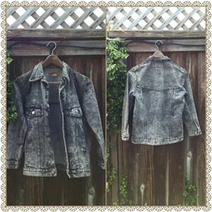 Vintage 80s Acid Washed Black Grey Distressed Denim Jean Boyfriend Jean Jacket